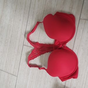 VS red front clasp bra 36D